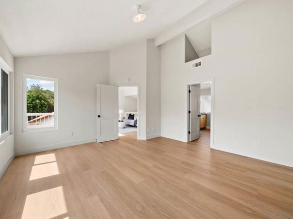4946 Kalamis Way, Oceanside CA 92056