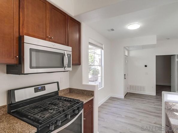 8650 New Salem St 27, San Diego CA 92126
