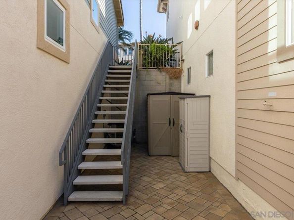 2738 Mackinnon Ranch Rd, Cardiff By The Sea CA 92007