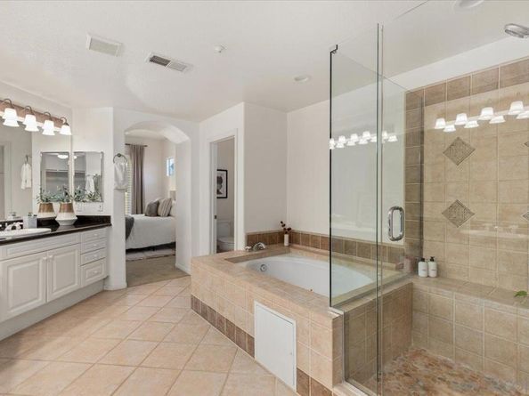 2738 Mackinnon Ranch Rd, Cardiff By The Sea CA 92007