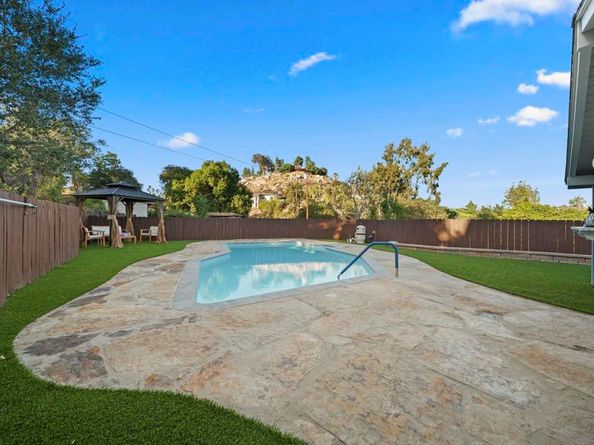 1780 Grove Rd, El Cajon CA 92020