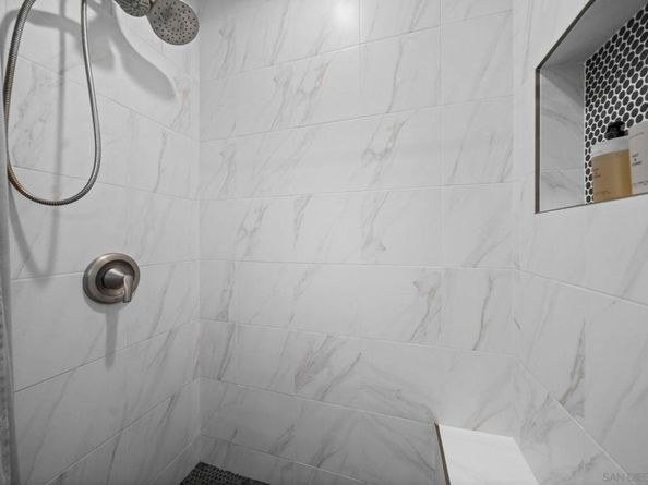 1780 Grove Rd, El Cajon CA 92020