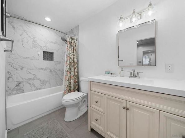 1780 Grove Rd, El Cajon CA 92020