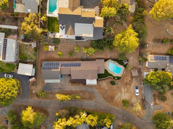 1780 Grove Rd, El Cajon CA 92020