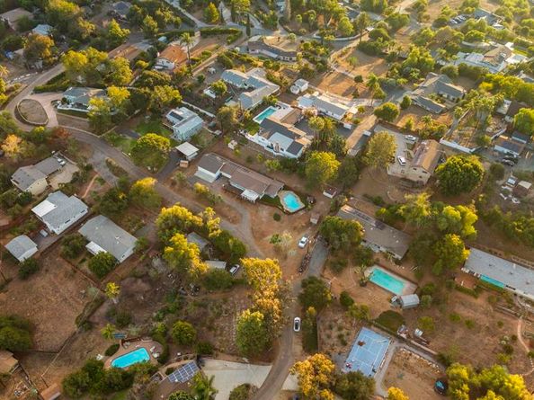 1780 Grove Rd, El Cajon CA 92020