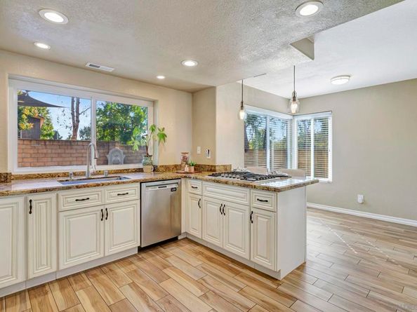 13403 Little Dawn Ln, Poway CA 92064