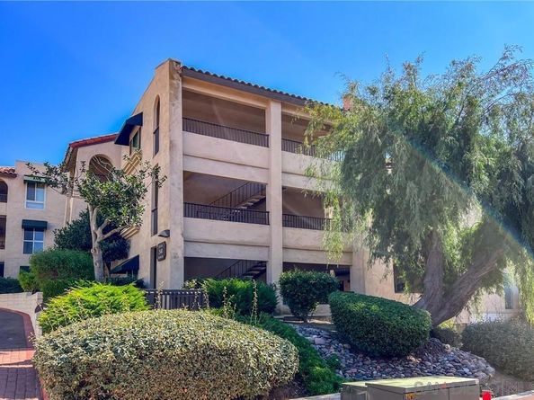 2540 Clairemont Dr. 202, San Diego CA 92117