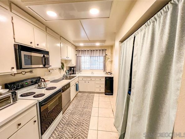 2540 Clairemont Dr. 202, San Diego CA 92117