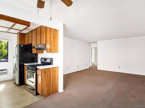 10875 Camino Ruiz 50, San Diego CA 92126