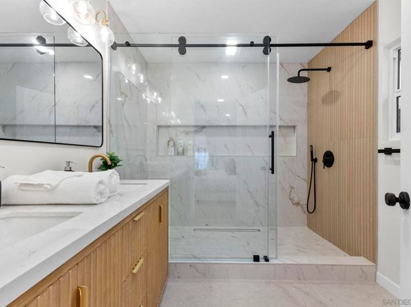 2128 Missouri St, San Diego CA 92109