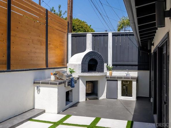 2128 Missouri St, San Diego CA 92109