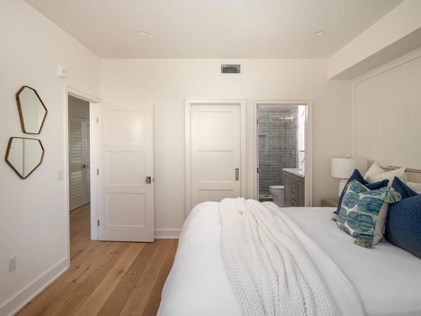 541 Orange Ave, Coronado CA 92118