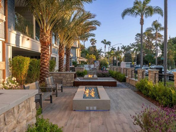 541 Orange Ave, Coronado CA 92118