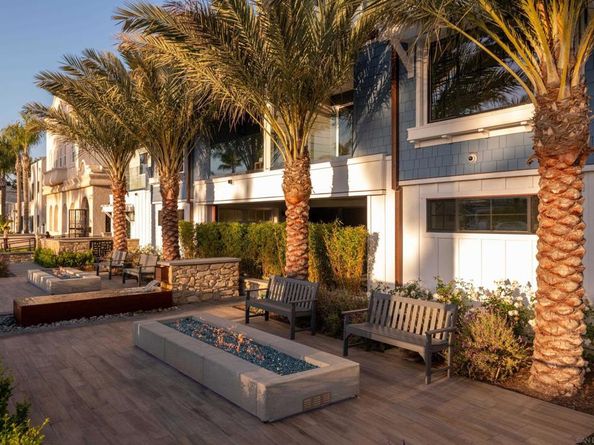 541 Orange Ave, Coronado CA 92118