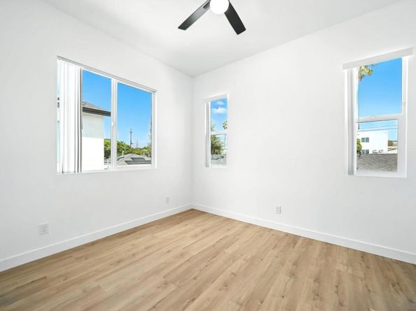 2868 70 Preece St, San Diego CA 92111