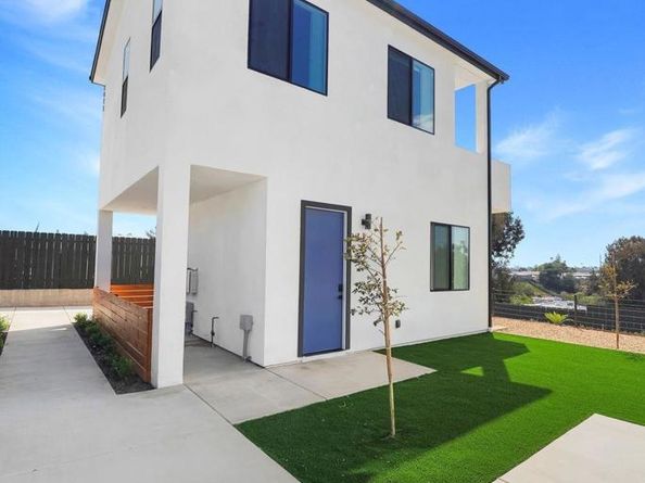 2868 70 Preece St, San Diego CA 92111