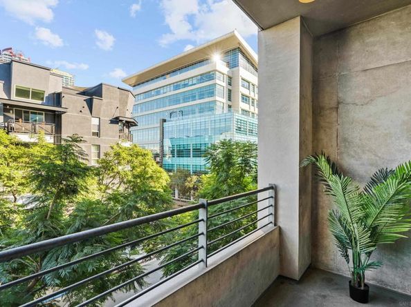 1050 Island Ave 405, San Diego CA 92101