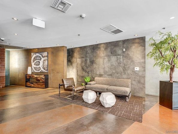 1050 Island Ave 405, San Diego CA 92101
