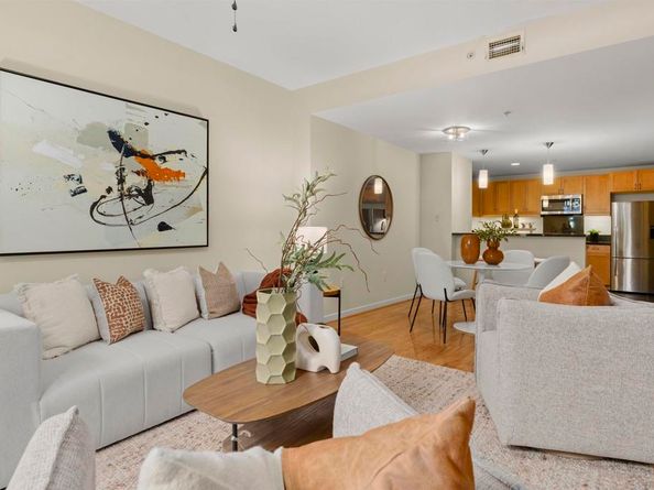1150 J 104, San Diego CA 92101