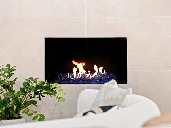 14582 Luna Media, San Diego CA 92127