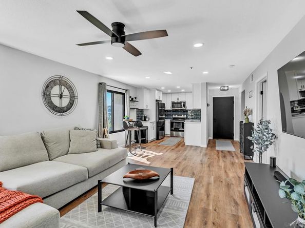 11233 Tierrasanta Blvd 30, San Diego CA 92124