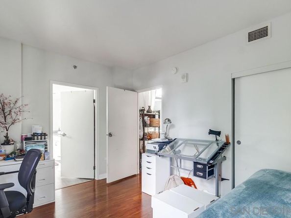425 W Beech 302, San Diego CA 92101