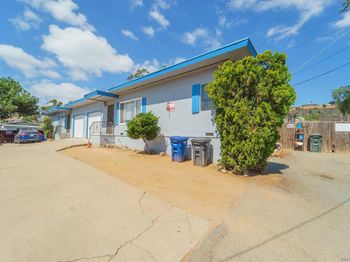8050 52 Lemon Grove Way