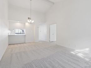 4064 Crystal Dawn Ln 206, San Diego CA 92122