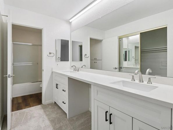 4064 Crystal Dawn Ln 206, San Diego CA 92122