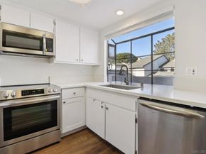 4064 Crystal Dawn Ln 206, San Diego CA 92122