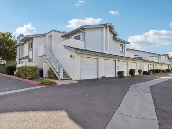 4064 Crystal Dawn Ln 206, San Diego CA 92122