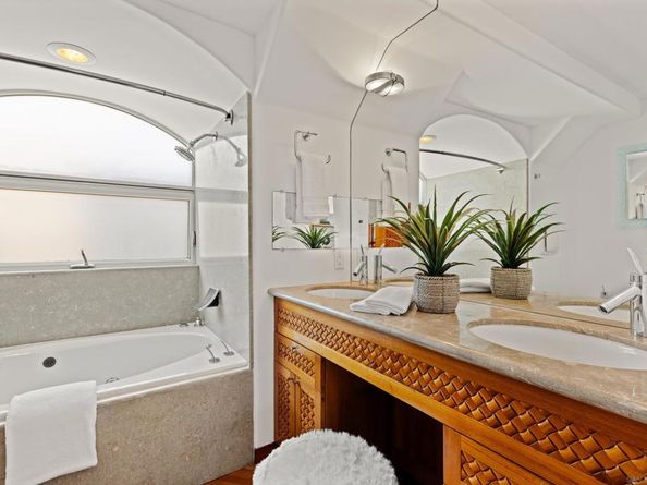 2617 Ocean Front Walk, San Diego CA 92109