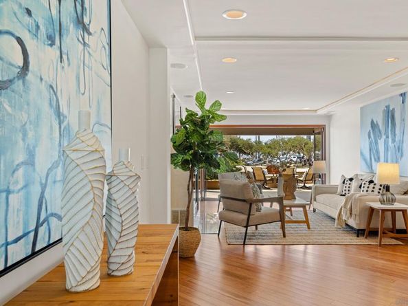 2617 Ocean Front Walk, San Diego CA 92109