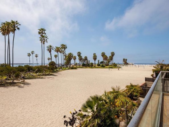 2617 Ocean Front Walk, San Diego CA 92109