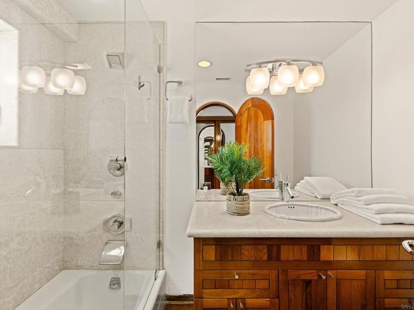 2617 Ocean Front Walk, San Diego CA 92109