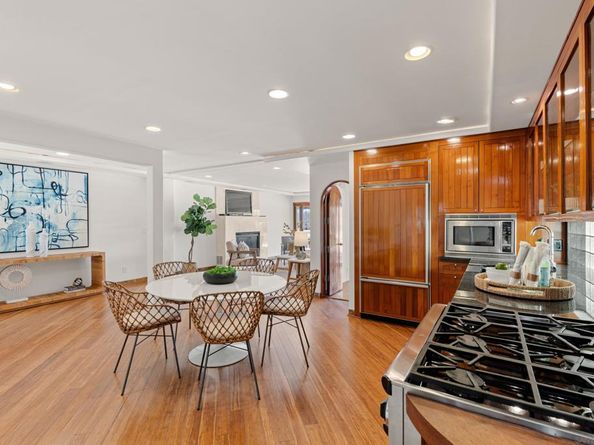 2617 Ocean Front Walk, San Diego CA 92109