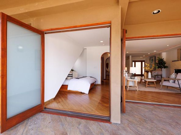 2617 Ocean Front Walk, San Diego CA 92109