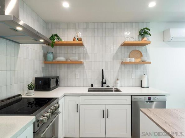 4751 Altadena Ave, San Diego CA 92115