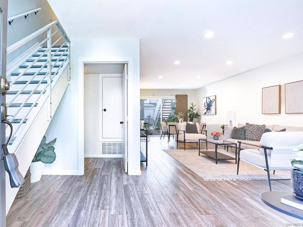 4064 Crystal Dawn 105, San Diego CA 92122