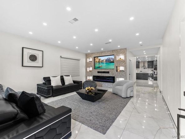 4961 E Mountain View Dr, San Diego CA 92116