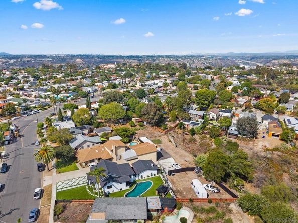 4961 E Mountain View Dr, San Diego CA 92116