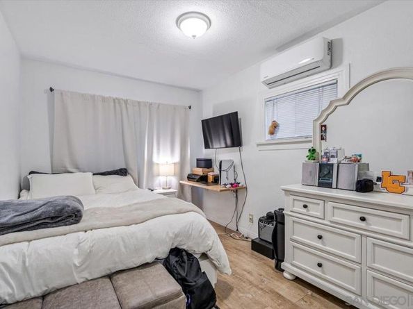 4367 McClintock St, San Diego CA 92105