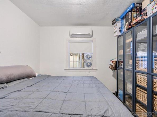 4367 McClintock St, San Diego CA 92105