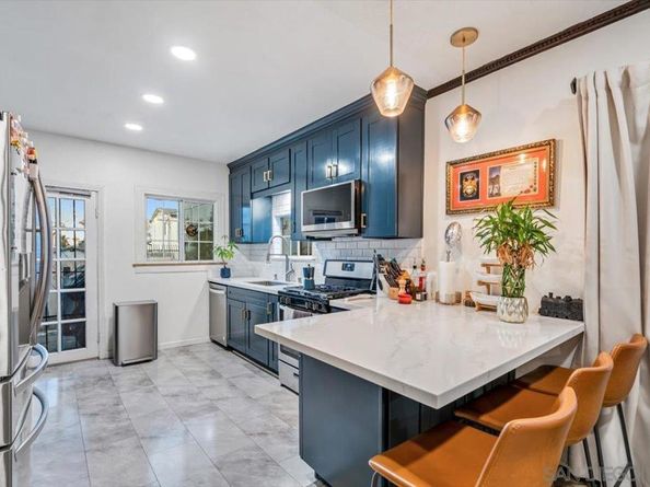 4367 McClintock St, San Diego CA 92105