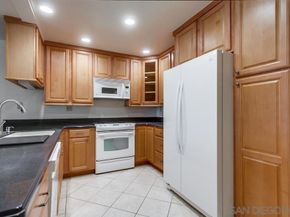 3333 Ruffin Rd. 4S, San Diego CA 92123