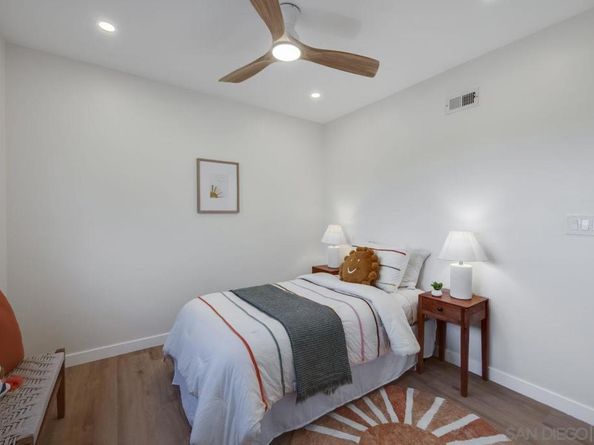 11384 Almazon St, San Diego CA 92129