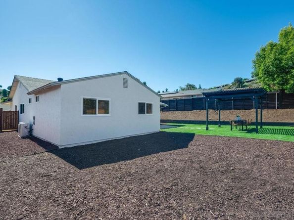 11384 Almazon St, San Diego CA 92129