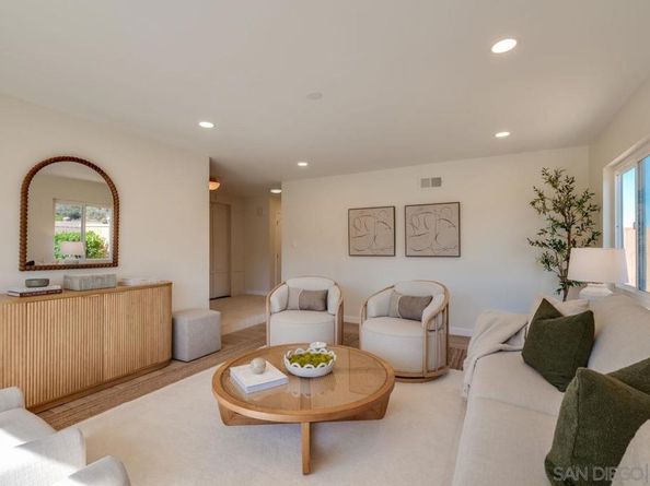 11384 Almazon St, San Diego CA 92129