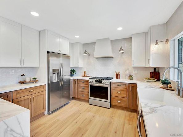 11384 Almazon St, San Diego CA 92129