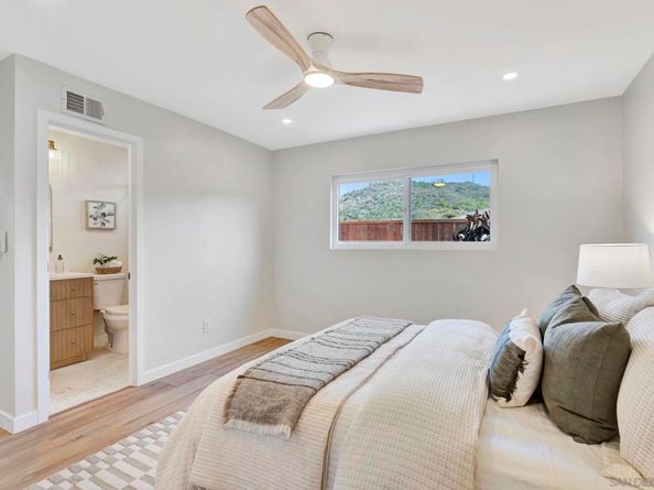 11384 Almazon St, San Diego CA 92129